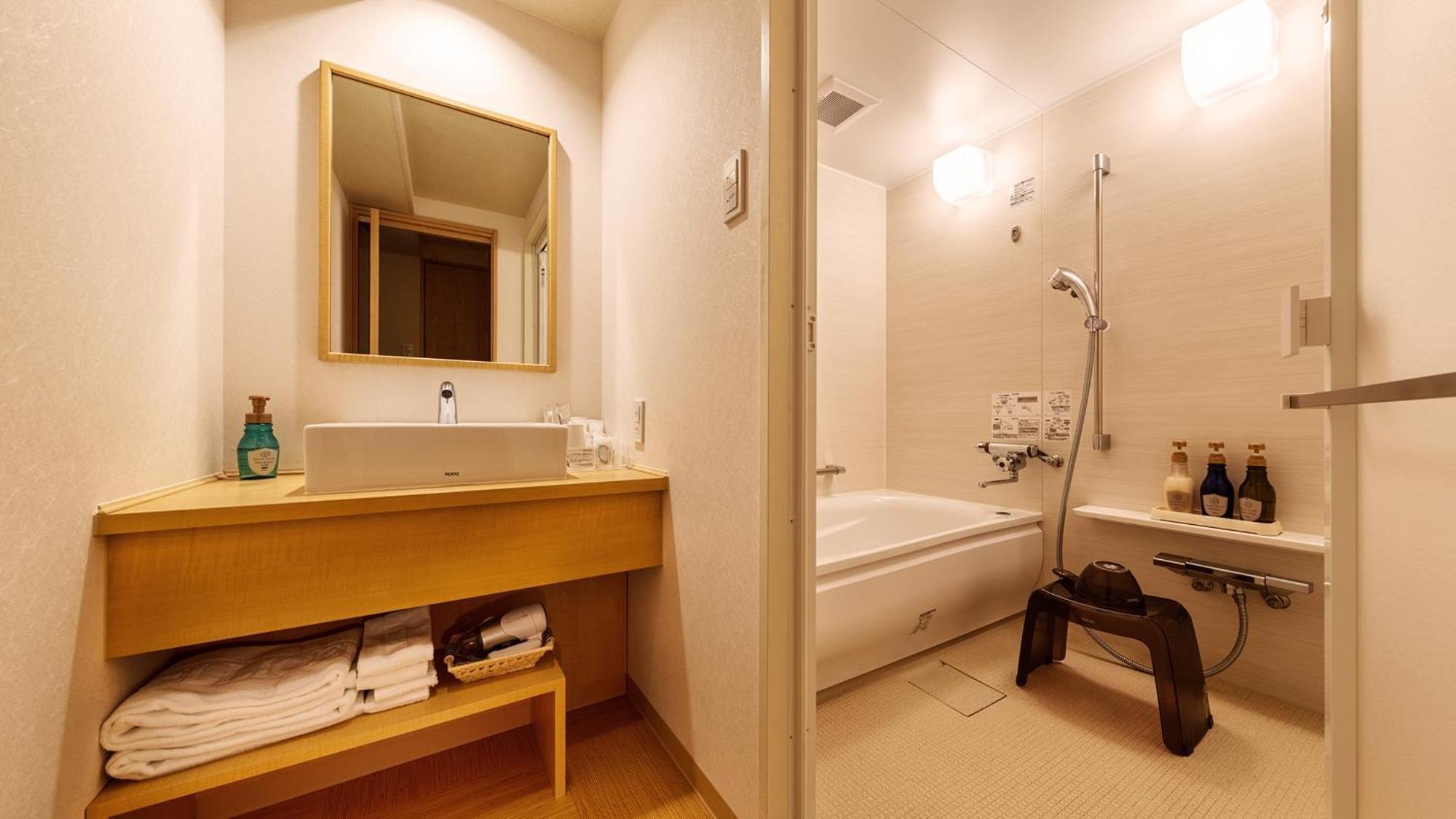 Hiroshima Grand Intelligent Hotel Exteriör bild